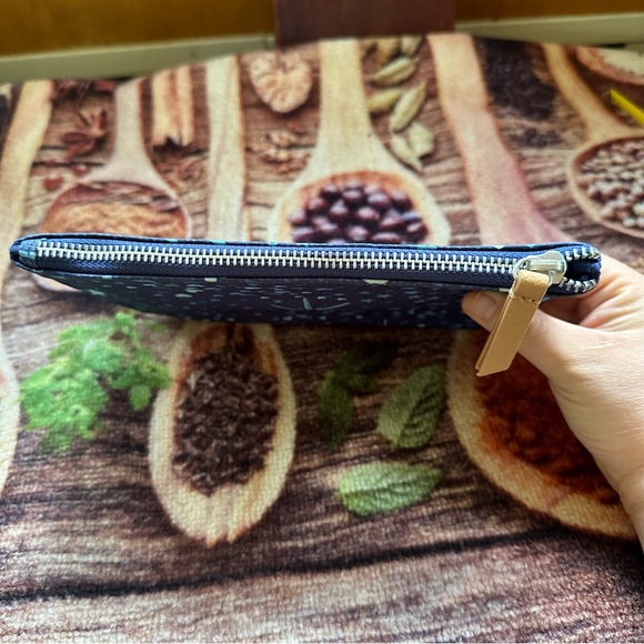 Cath Kidston x Peanuts Dream Zip Pouch Cosmetic Bag Snoopy - Picture 8 of 10